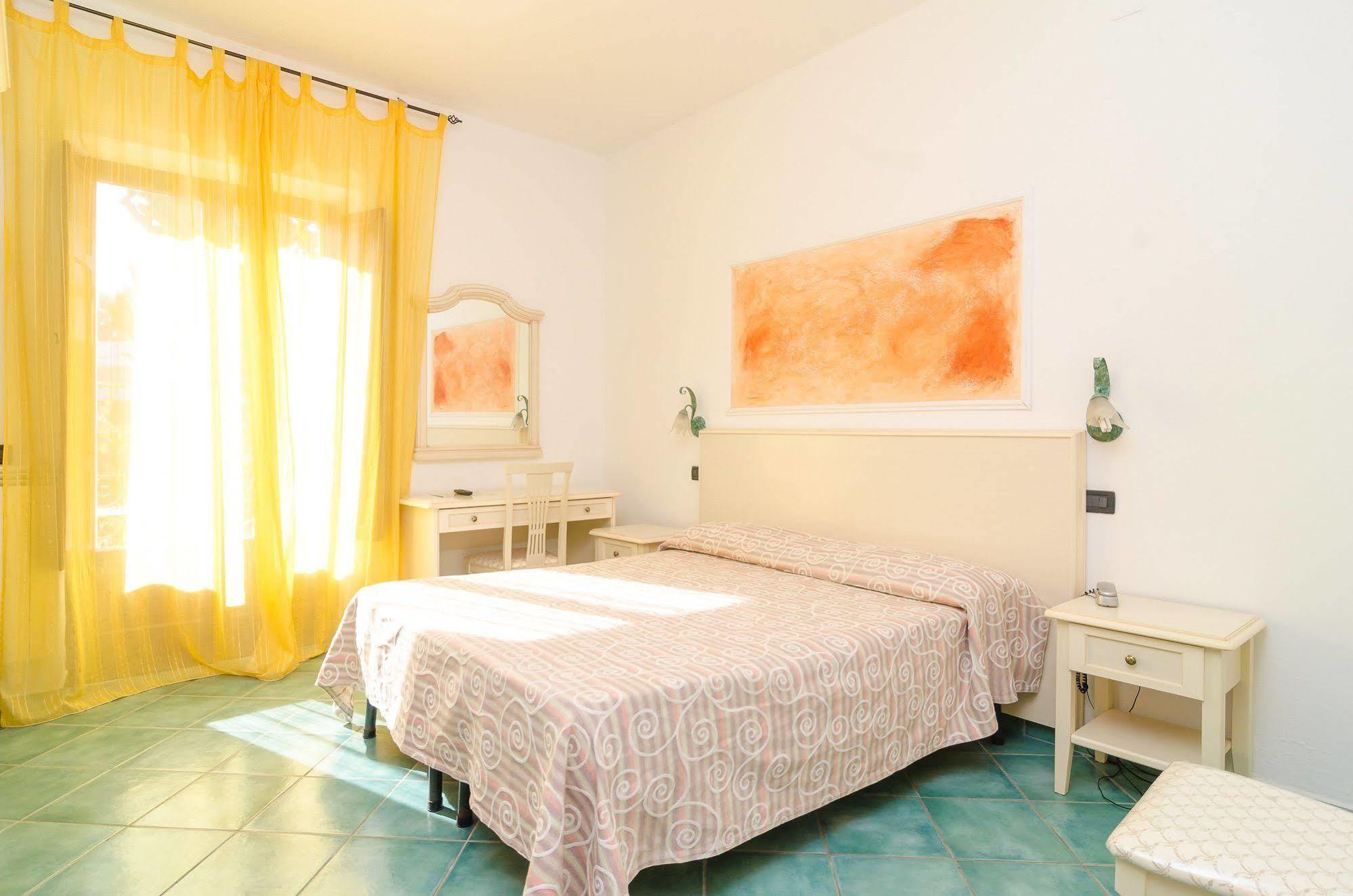 Hotel Aragonese Ischia Bagian luar foto