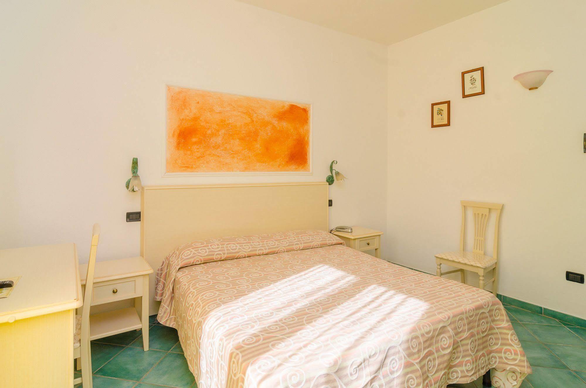 Hotel Aragonese Ischia Bagian luar foto